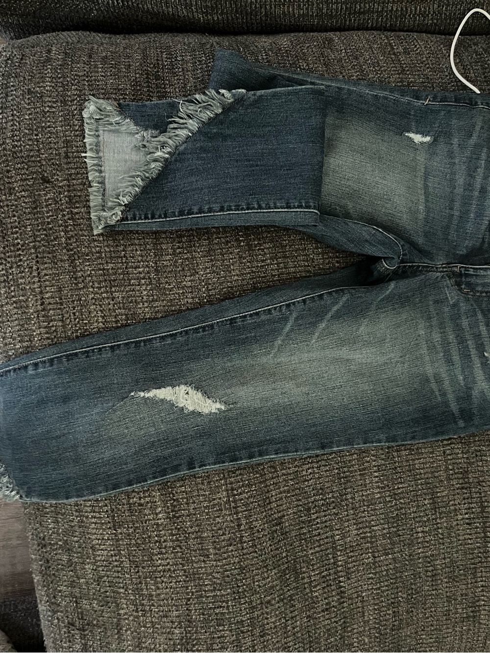 1822 Denim Distressed Dark Blue Women's Jeans